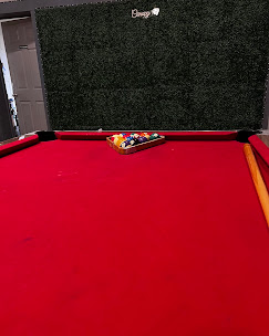 Pool table